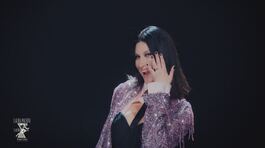 Laura Pausini in "Davanti a noi" thumbnail