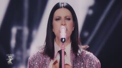 Laura Pausini in "Come se non fosse stato mai amore"
