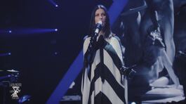 Laura Pausini in "Invece no" thumbnail