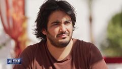 Il colloquio di Max Angioni come maggiordomo in un resort