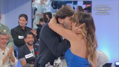 Valentina ed Emanuele escono insieme