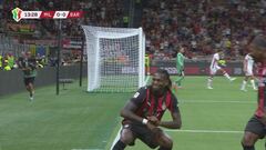 Leao di testa porta avanti il Milan sul Bari