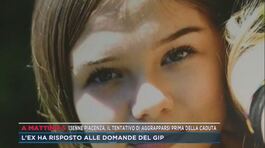 13enne Piacenza, il tentativo di aggrapparsi prima della caduta thumbnail