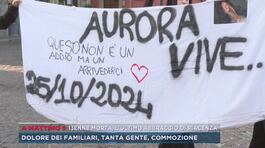 13enne morta, l'ultimo abbraccio di Piacenza thumbnail