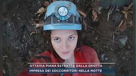 Ottavia Piana estratta dalla grotta thumbnail