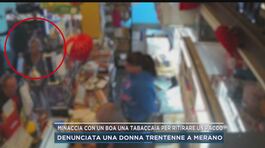 Minaccia con un boa una tabaccaia per ritirare un pacco thumbnail