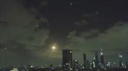 Medio Oriente, quarta notte di guerra tra missili e bombe thumbnail