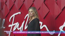 Kate Moss compie 51 anni: luci e ombre di una super top model thumbnail