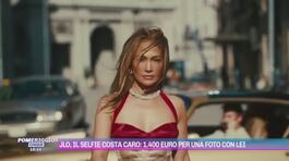 JLo, il selfie caro: 1400 euro per una foto con lei thumbnail