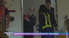 Macron schiaffeggiato dalla moglie Brigitte? "Uno scherzo"