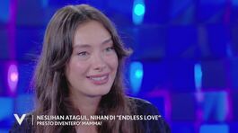 Neslihan Atagül e il rapporto con la madre thumbnail