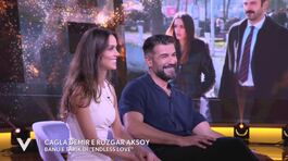 Rüzgar Aksoy e Cagla Demir: "La nostra amicizia" thumbnail