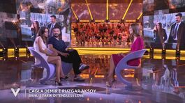 Rüzgar Aksoy e Cagla Demir e i personaggi di Tarik e Banu thumbnail
