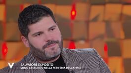 Salvatore Esposito: "Sono cresciuto nella periferia di Scampia" thumbnail