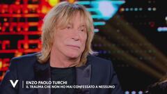 Enzo Paolo Turchi e il trauma che non ha mai confessato a nessuno