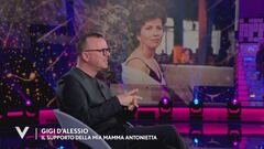 Gigi D'Alessio e il supporto della mamma Antonietta