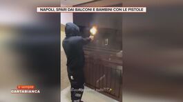 Napoli, spari dai balconi e bambini con le pistole thumbnail