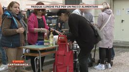 Pasqua: lunghe file per un pacco alimentare thumbnail