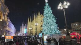 Paolo Del Debbio tra la gente in vista del Natale thumbnail