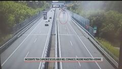 Incidente tra camion e scuolabus nel comasco, muore maestra 43enne