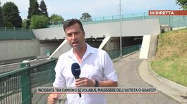 Incidente tra camion e scuolabus nel comasco, malessere dell'autista o guasto? thumbnail