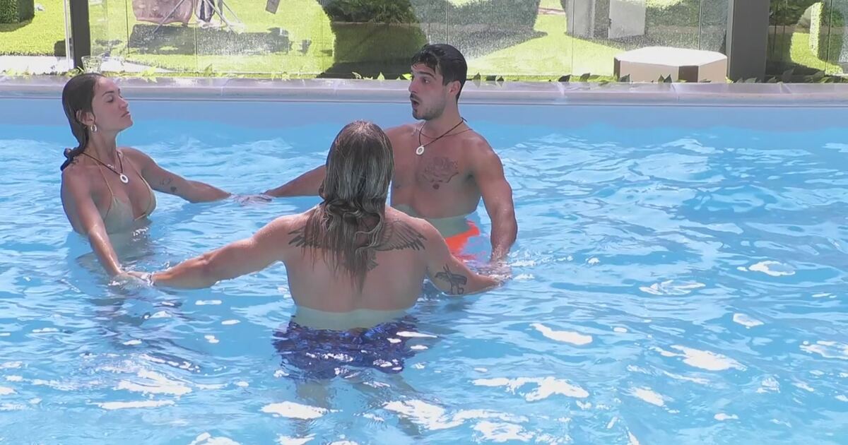 Un po' di divertimento in piscina