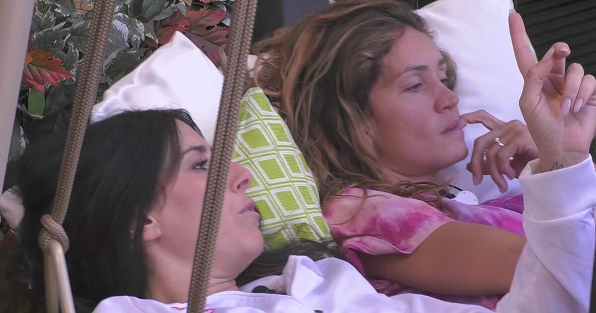 Amanda Lecciso a Helena Prestes: 