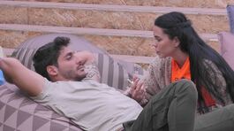 Shaila Gatta a Javier Martinez: "Non riesco a sentirmi coinvolta" thumbnail