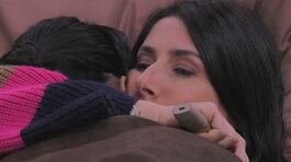 Un abbraccio chiarificatore tra Amanda Lecciso e Mariavittoria Minghetti thumbnail