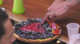 Dolce in tavola: Federico Chimirri prepara una gustosa crostata thumbnail