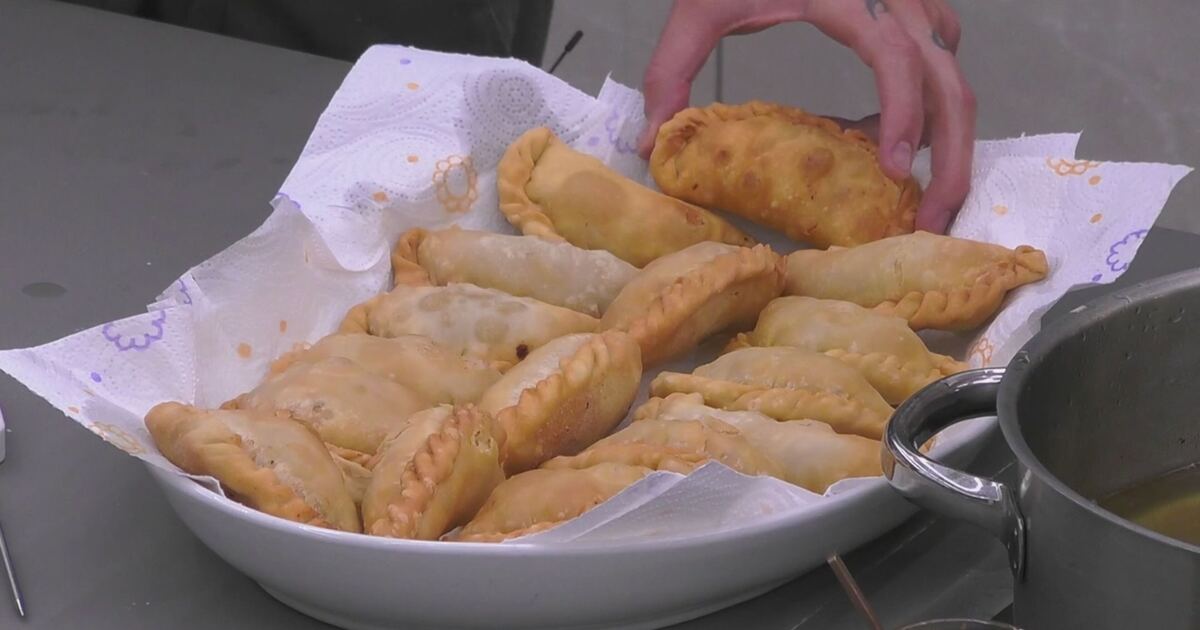 Una cena a base di empanadas per gli inquilini