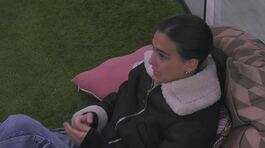 Le lacrime di Zeudi Di Palma durante il confronto con Shaila Gatta thumbnail