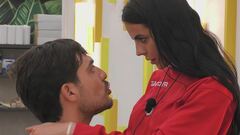 Shaila Gatta e Lorenzo Spolverato ribadiscono il loro amore