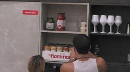 La dispensa degli inquilini si arricchisce: nuova scorta di passata di pomodoro thumbnail