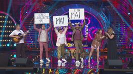 Il medley "Flower Power" di Vanessa Incontrada e gli Oblivion thumbnail