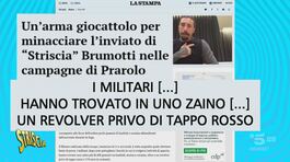 Minaccia a mano armata a Brumotti: l'arma che lo spacciatore gli punta contro non è la pistola-giocattolo thumbnail