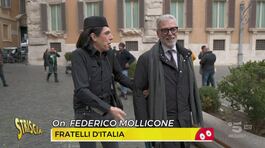 Grillo prepara la festa a Conte e zia Elly si interroga sulla location thumbnail