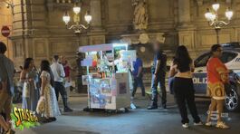 A Palermo i carretti abusivi vendono le spremute d'arancia a peso d'oro thumbnail