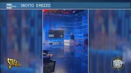 "Sbotto e mezzo": Mentana, cani e incontinenza thumbnail