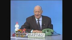 Gino Bartali, il video del grande campione che conduce Striscia la notizia Gino Bartali, il video del grande campione che conduce Striscia la notizia