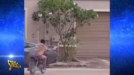 Tu Sì Que Rides, salto con la corda vs motocicletta: sfida all'ultimo scivolone thumbnail