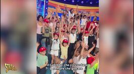 Il video dell'Open Day a Striscia: Militello, Staffelli, il Mago Casanova e Vittoria Ricci accolgono i bambini thumbnail