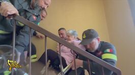 Varese, due donne invalide "prigioniere" in casa a causa di un ascensore sempre guasto thumbnail