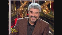 Buon compleanno Pino! Il video di Striscia: vent'nni fa con Nancy Brilli, Flavia Vento e Pino Campagna thumbnail