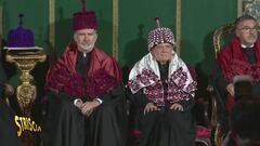 Mattarella sembra Capitan Ventosa e Re Felipe uno dei Teletubbies: il video dal Portogallo Mattarella sembra Capitan Ventosa e Re Felipe uno dei Teletubbies: il video dal Portogallo