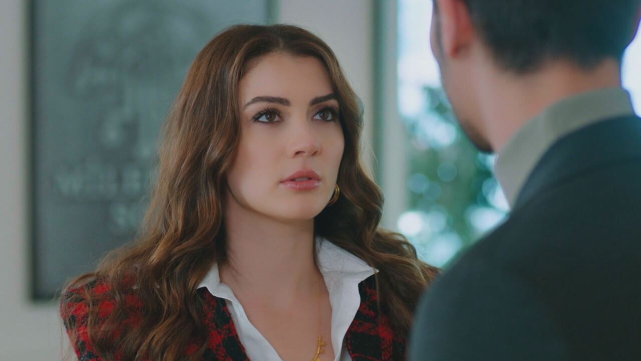 Love, Reason, Get Even, replica puntata in streaming 26 febbraio 2025 | Video Mediaset