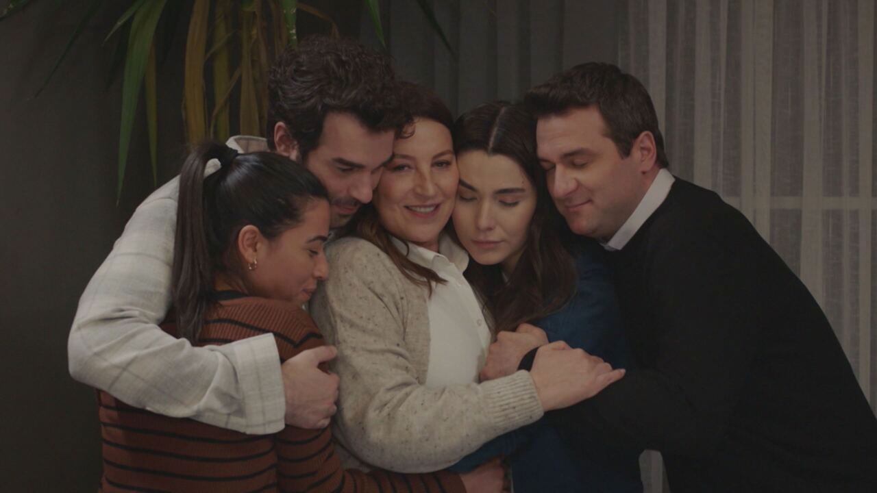 Tradimento, replica puntata 4 marzo 2025 in streaming | Video Mediaset