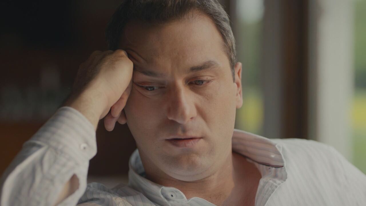 Tradimento, replica puntate 24 ottobre 2025 in streaming | Video Mediaset