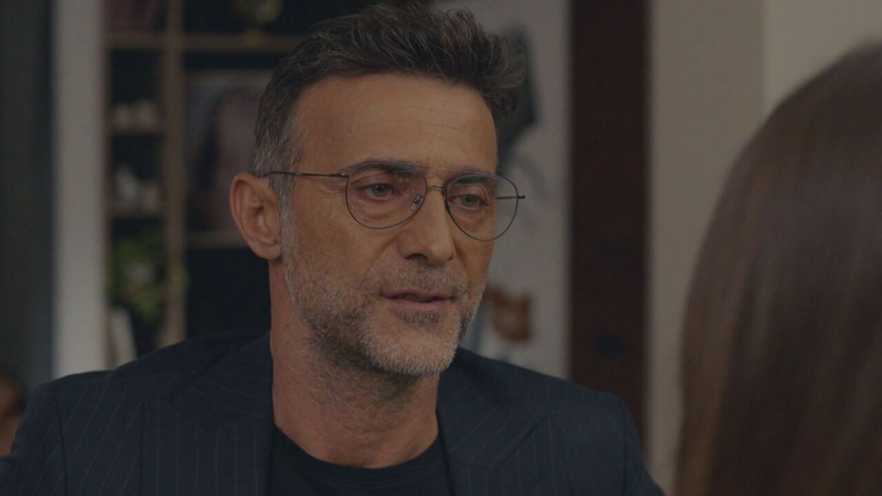 Tradimento, replica puntate 11 maggio 2025 | Video Mediaset
