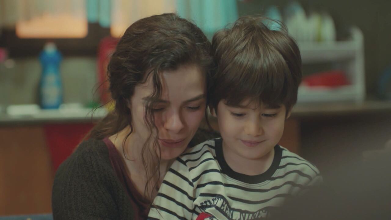 Replica La forza di una donna in streaming, puntate del 12 agosto | Video Mediaset